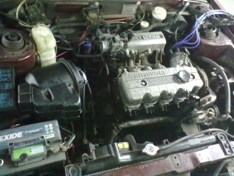 Mitsubishi 4G37 1.8 Motor