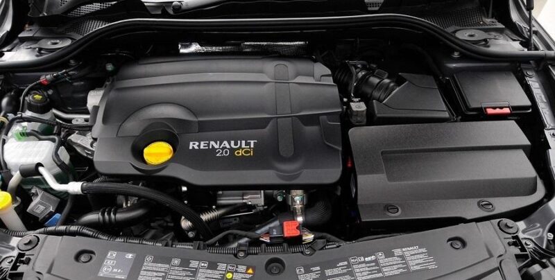 Nissan - Renault M9R 2.0 dCi-Motor
