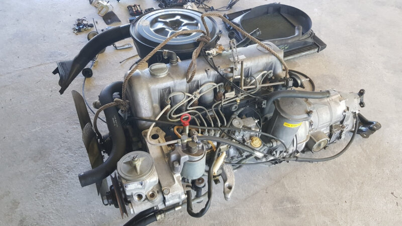 Mercedes OM617 3.0-Motor