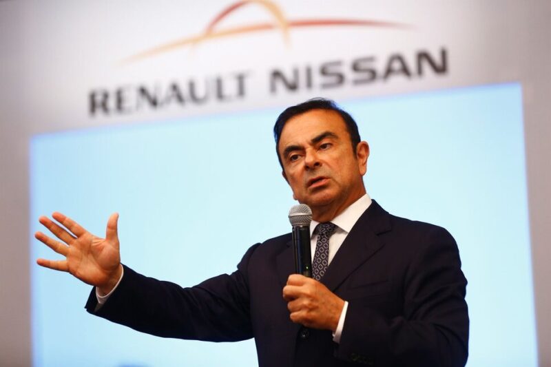 Die Geschichte von Nissans Niedergang: von Carlos Ghosn's Verhaftung bis zur verpfuschten Fusion mit Honda