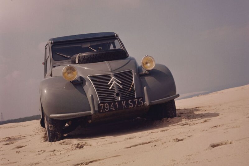 Citroen 2CV 4x4 Sahara (1960–1971)