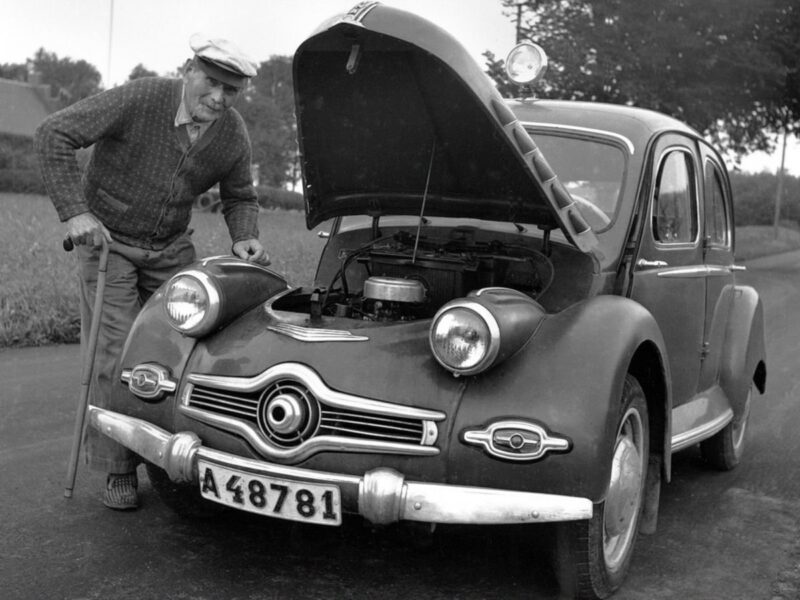 Zweizylinder-„Opposition“ in einem einzigen Block (Panhard Flat-Twin)