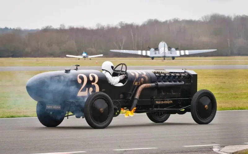 Die 10 größten Serienmotoren von heute