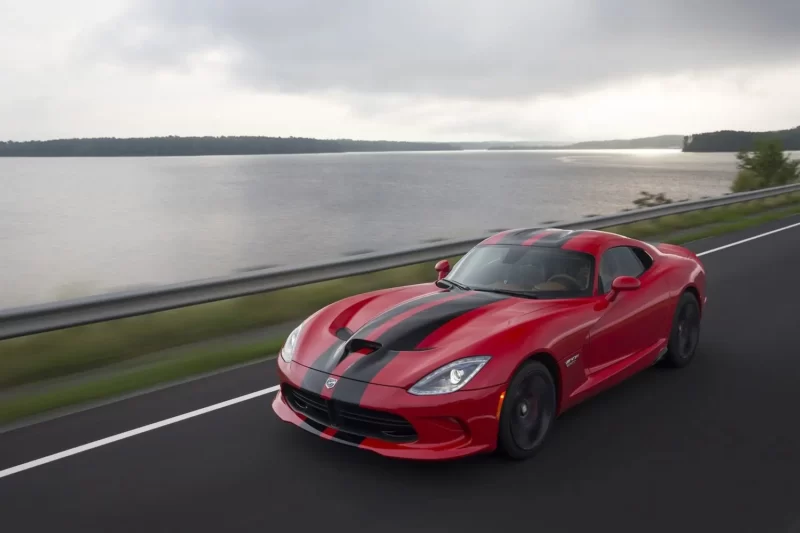 Dodge Viper – 8,390 l V10, Saugmotor, Benzin
